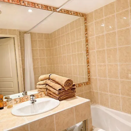 Apartman Luxueux 2 Pieces Pres Des Plages Au Palm Cannes